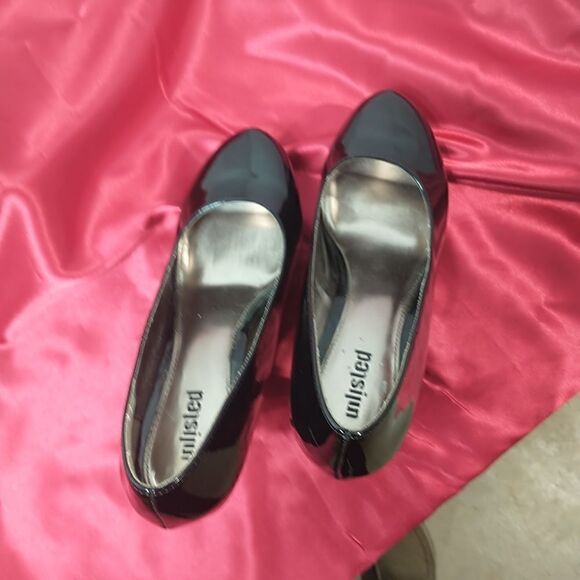 Unlisted  Black Heels woman's SZ 10M - Picture 5 of 11